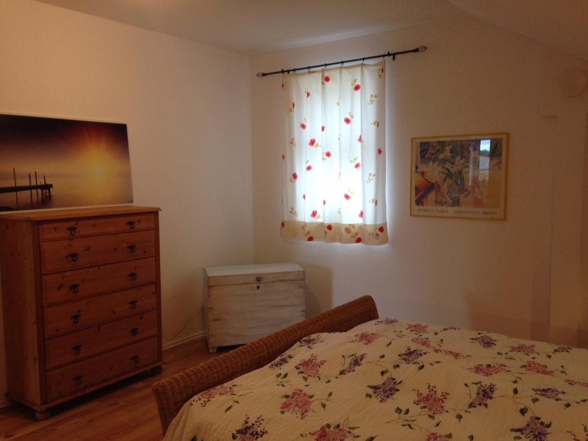 Gemuetliche, Grosszuegige Ferienwohnung Salzhausen Extérieur photo